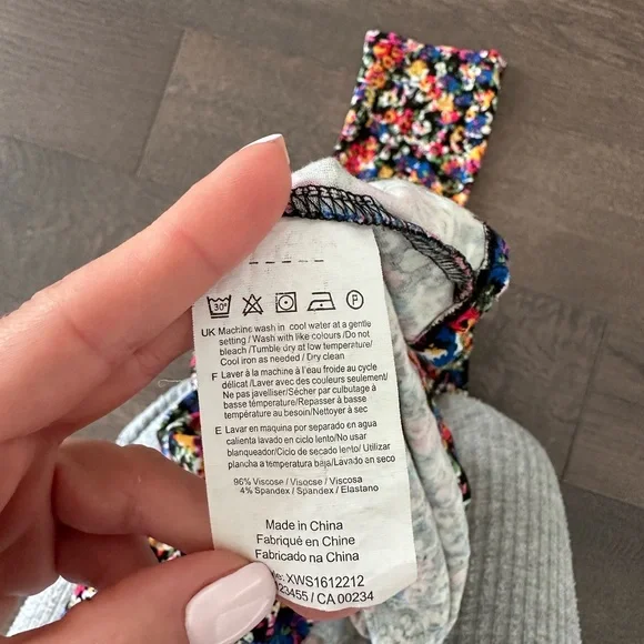 Highline Collection Top - Picture 3 of 5